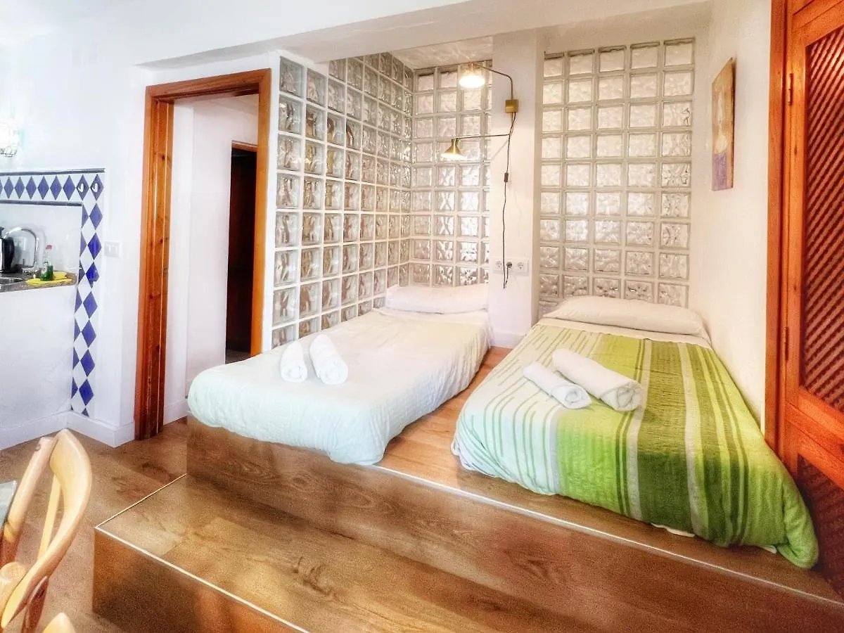 El Beaterio Apartments Tarifa 0*,